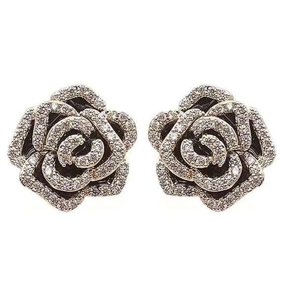 Stud Earring | Joy in Every Detail