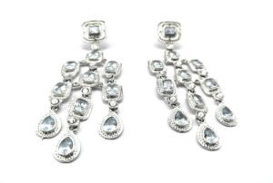 Dangle Earring | A Happy Look That Fits