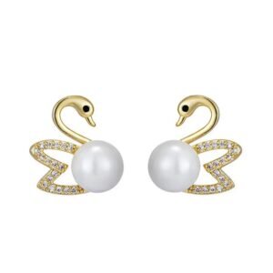 Swan Pearl Stud Earring | Style That Feels Easy